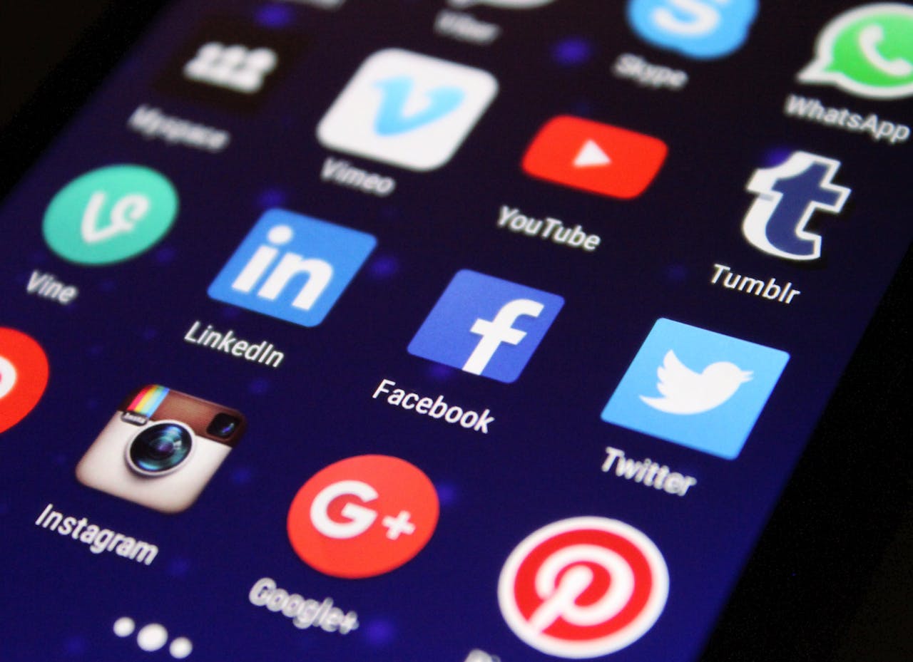 Musk Owns Twitter: Now What? A Product Leader's Survival Guide